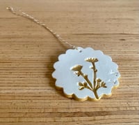 Image 1 of Tag fleurs et feuillages sauvages 
