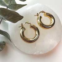 Image 1 of THE BASICS HOOP IN GOLD