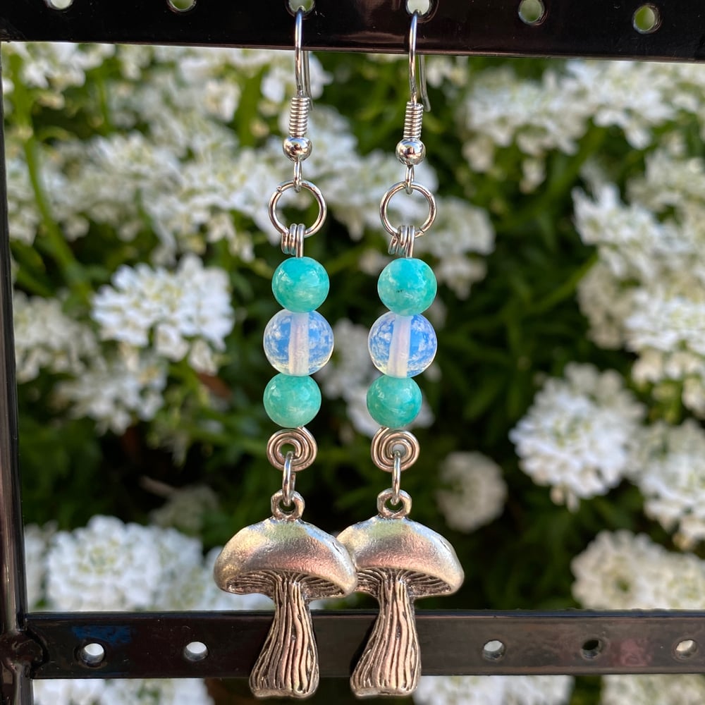 Image of crystal river earrings 