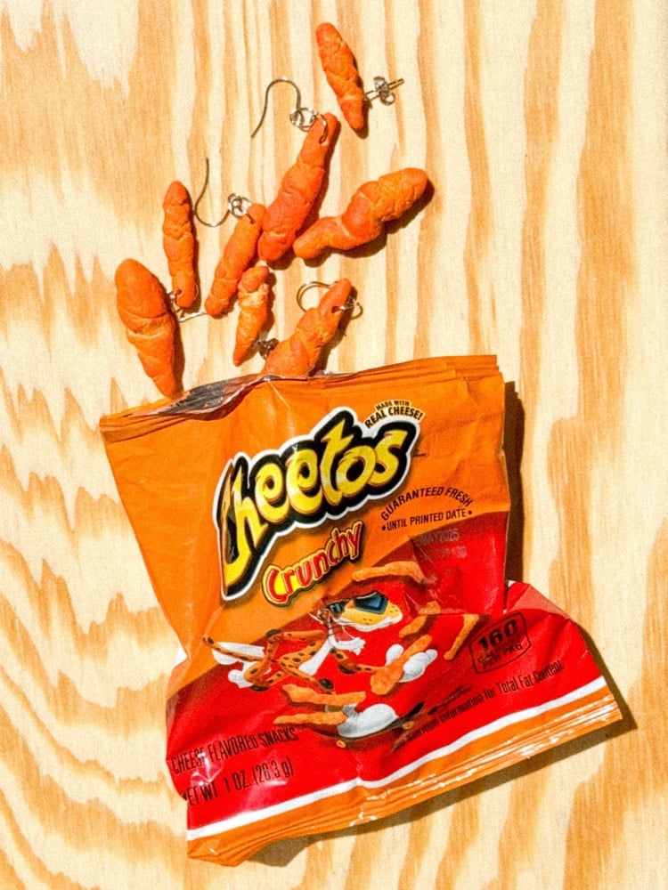 Image of Cheeto Earrings n°1