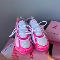 Image 2 of size: us5.5kids/7W uk4.5 eu38 cm24