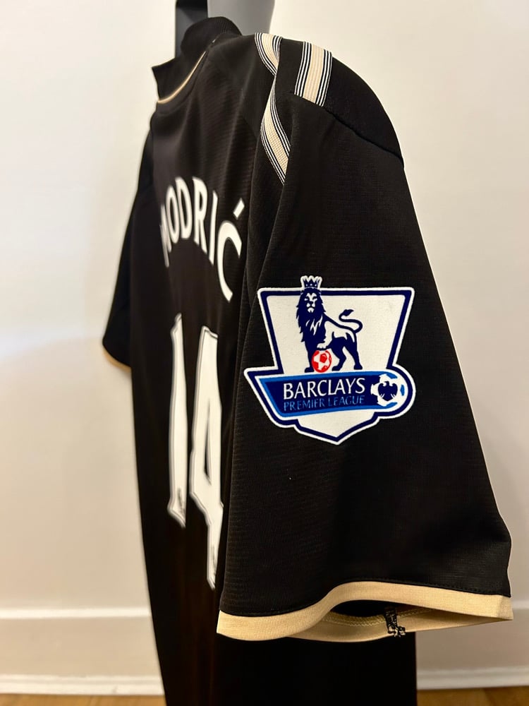 Image of Tottenham Hotspur “MODRIĆ 14” 2008/09 Third Shirt + PL patches  (XL)