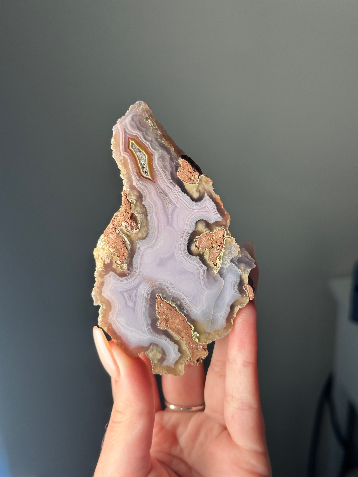 LAVENDER LAGUNA AGATE WITH PARALAX FROM MEXICO PART A