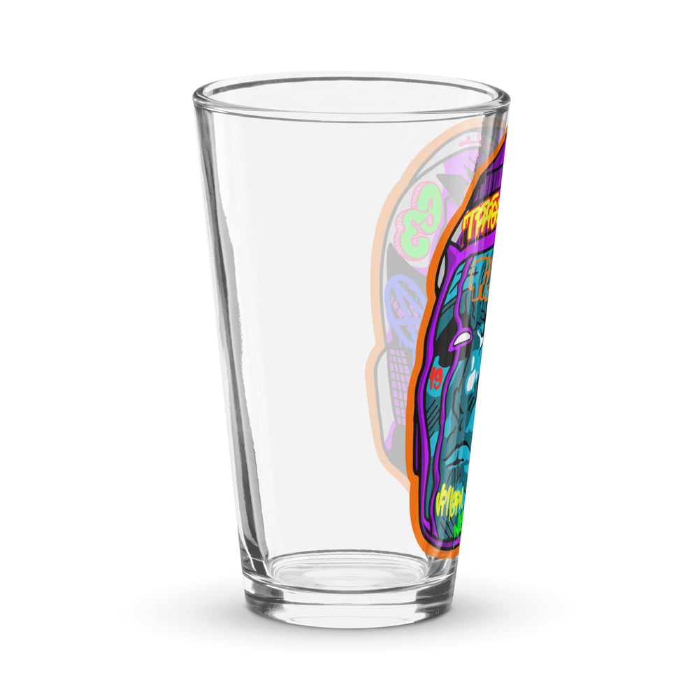 Kang Shaker pint glass