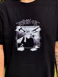‘TRAUMA’ TEE