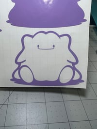 Ditto sitting decal