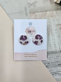 Snow Leopard Round Studs