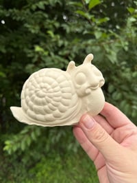 Image 1 of Snail Bisque - Paint yourself!