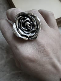 Image 2 of Death’s Rose ring 