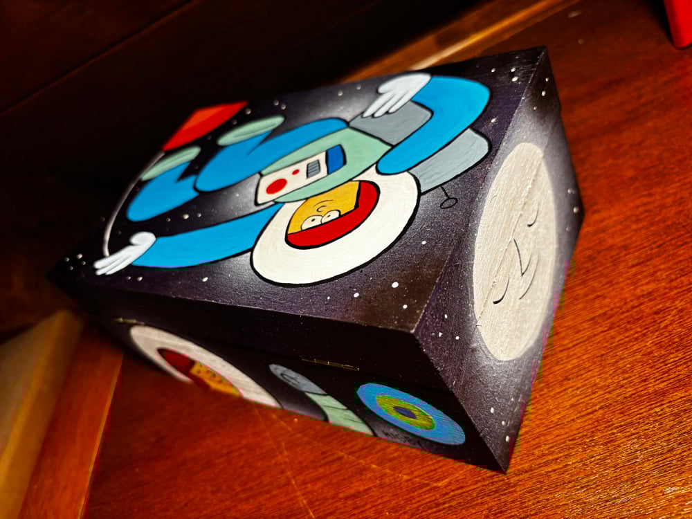 Image of Yo-Yo Astronaut Wooden Box