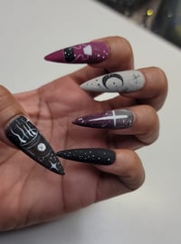 Image 1 of Poition  Press On Nails