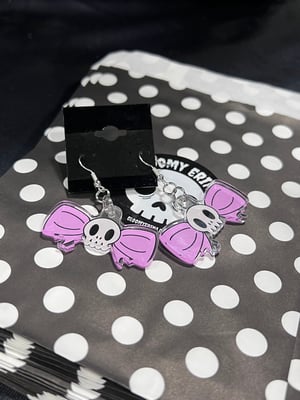Skull and Pink Bow acrylic earrings