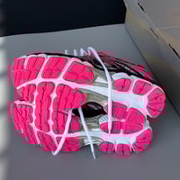 Image 5 of size: us8 uk6 eu39.5  cm25