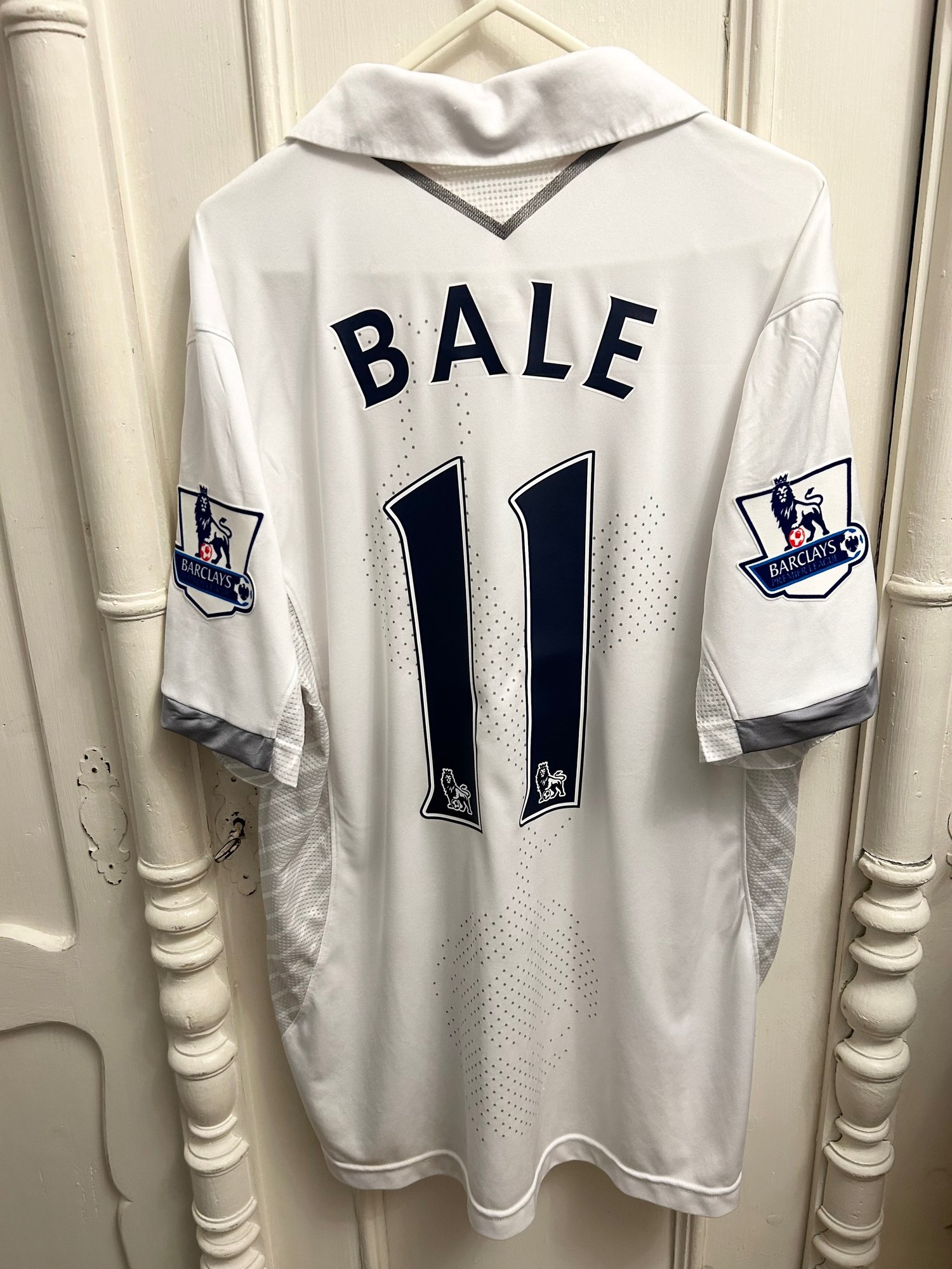 Image of Tottenham Hotspur “BALE 11” 2012/13 Home Shirt + PL patches (L)