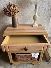 Image 3 of Le chevet art déco