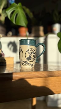 Image 5 of Fishing mug 03