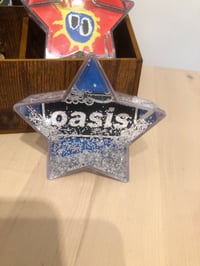 Image 5 of Snow shaped Rock ‘n’ Roll snow globes