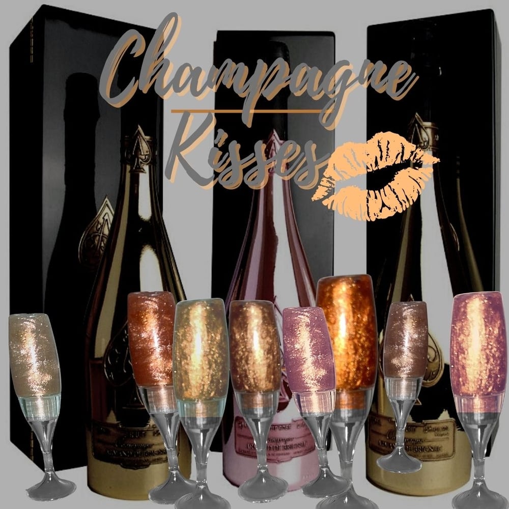 Image of Champagne Kisses