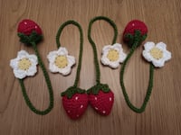 Image 2 of Strawberries by Mama Sumuji 