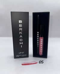 Image 4 of Lip Kit 