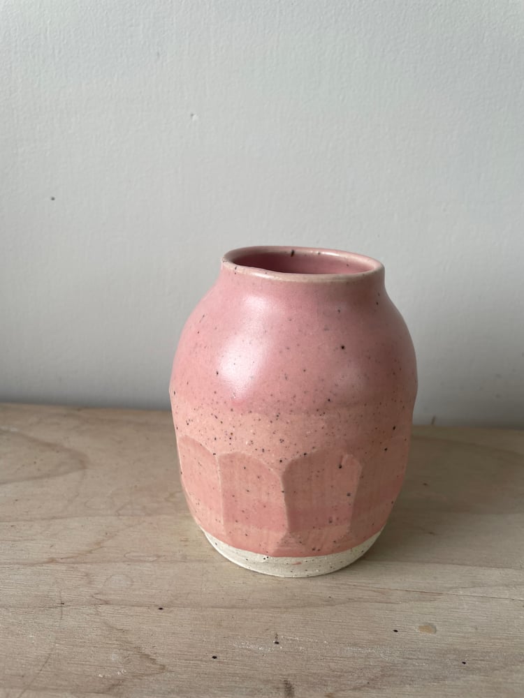 Image of Vase Y 2