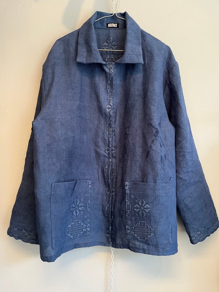 Image of Blue shirt (medium)