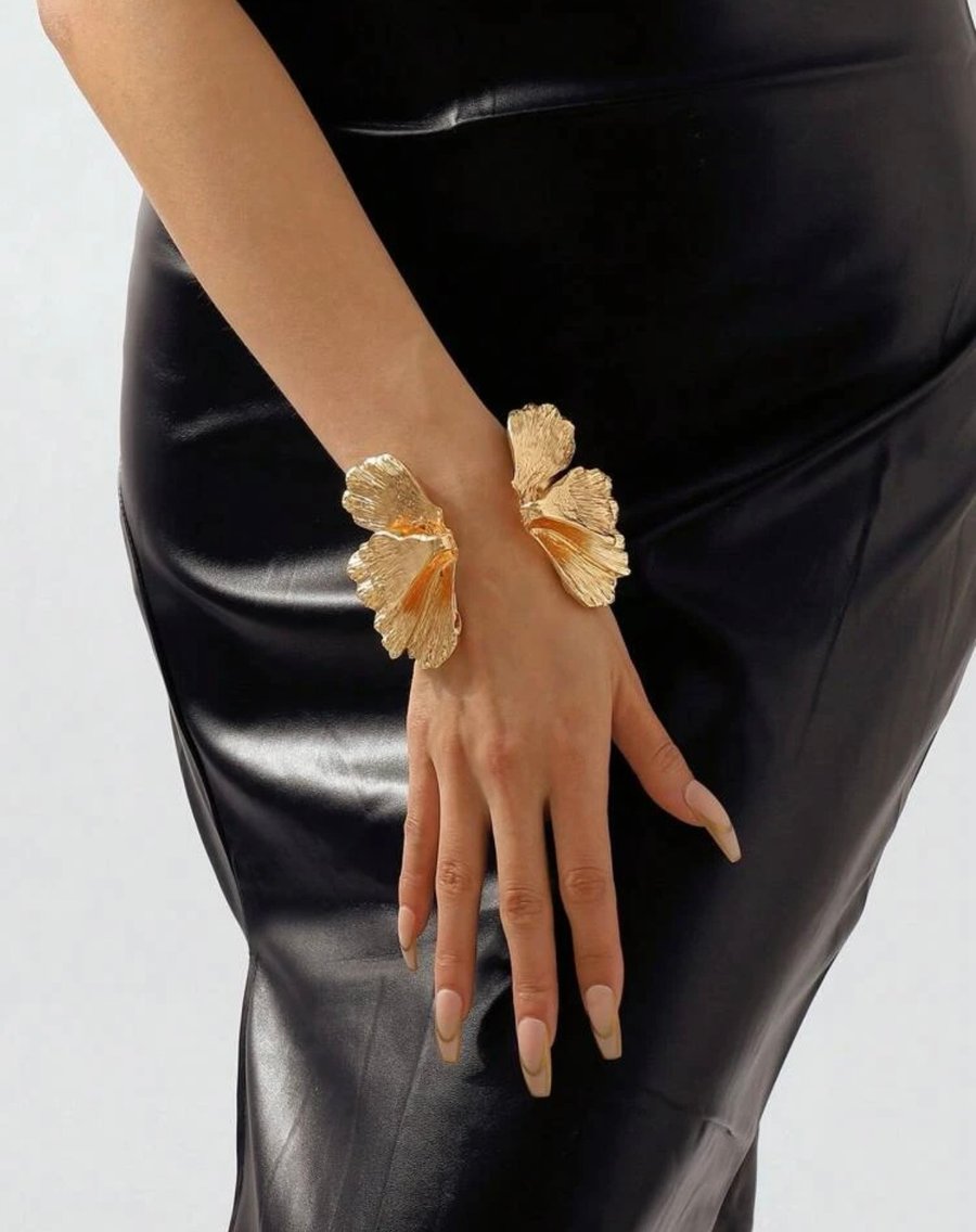 Image of Diosa Cuff Bracelet 