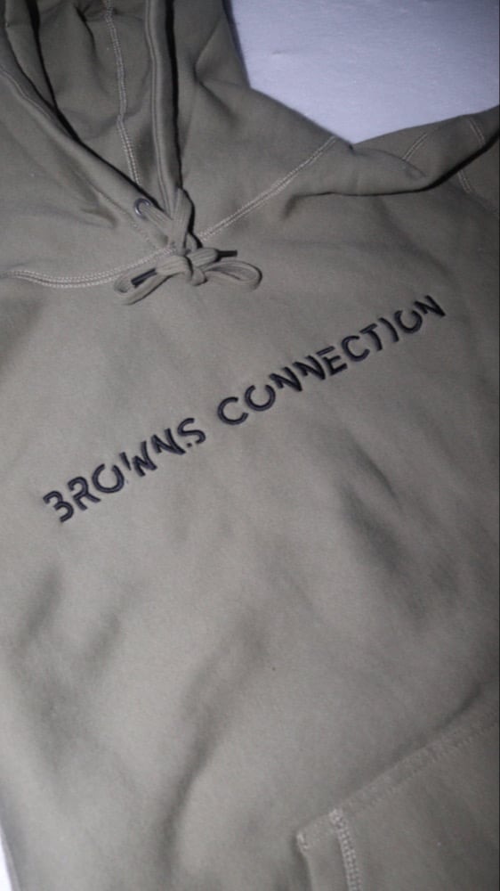 Image of ARMY GREEN EMBROIDERED STAPLE LOGO HOODIE