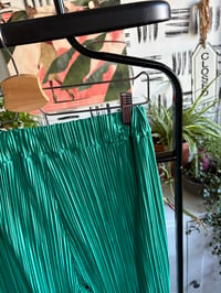Image 3 of 2 piece green set 