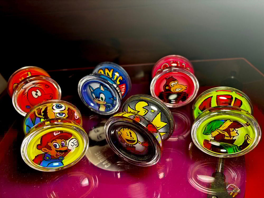 Image of VIDEO GAME Duncan Freehand One Yo-Yos