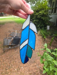 Image 3 of Stained glass feather 01