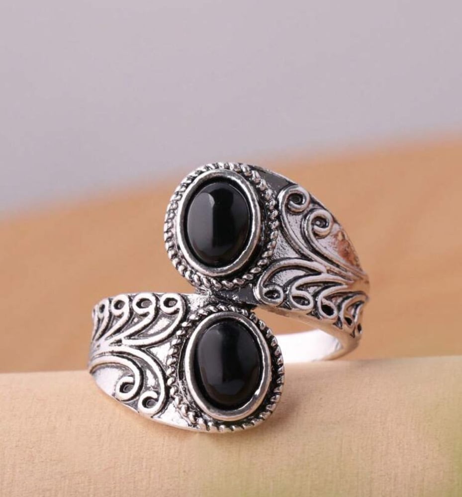 Image of “Oval Fashion Ring”
