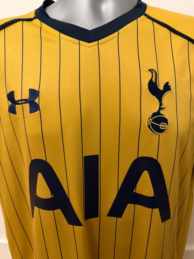 Image of PRE ORDER: Tottenham Hotspur “LAMELA 11” 2016/17 Third Shirt + PL patches (M)