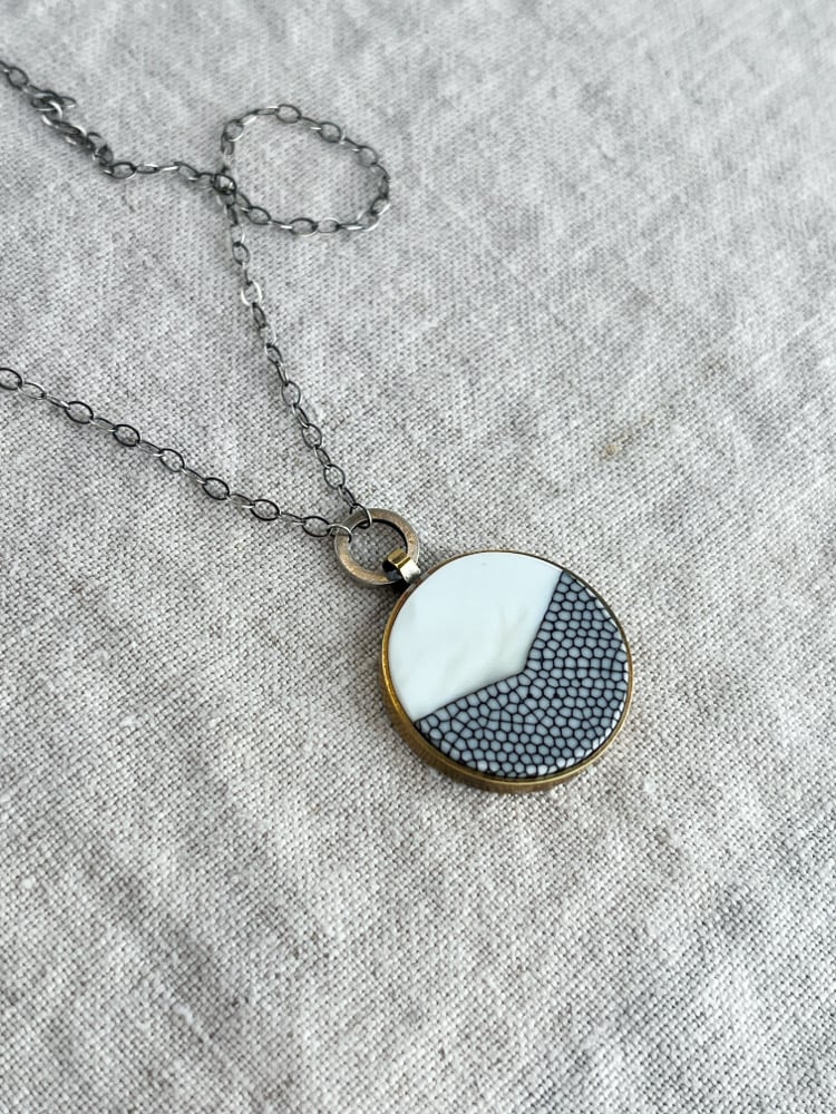 Image of Ivory Horizon Necklace