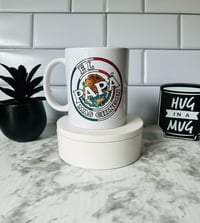 Image 3 of Papá más chingon Mug