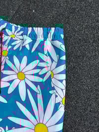 Image 2 of Baggy Shorts - floral 1/1