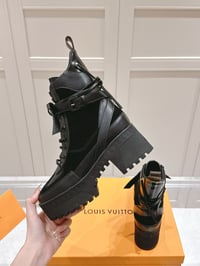 Image 15 of LV Plain Lace Boots