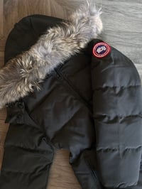 Image 4 of Women’s CG parka🖤✨