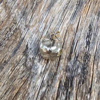 Image 4 of Lemon Huggie
