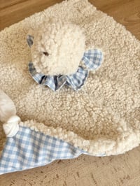Image 3 of DOUDOU MOUTON TISSU VICHY 