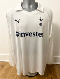 Image 2 of Tottenham Hotspur “MODRIĆ 14” 2011/12 Match Issue Long Sleeve Home Shirt + Europa patches (XL)