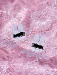 Image 2 of [IN HAND] WHITE BUNNY BANG CLIP