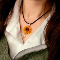 Image 2 of Wisiorek ze Słonecznikiem 🌻☀️