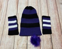 Image 4 of 4 in 1 Hat & Handwarmer Set Size M (Adult size M) Purple, White & Black