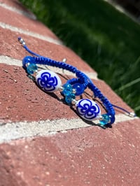 Image 1 of Clase Azul 