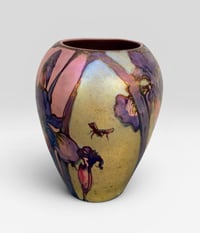 Image 4 of “Iris” reduction lustre vase - 3
