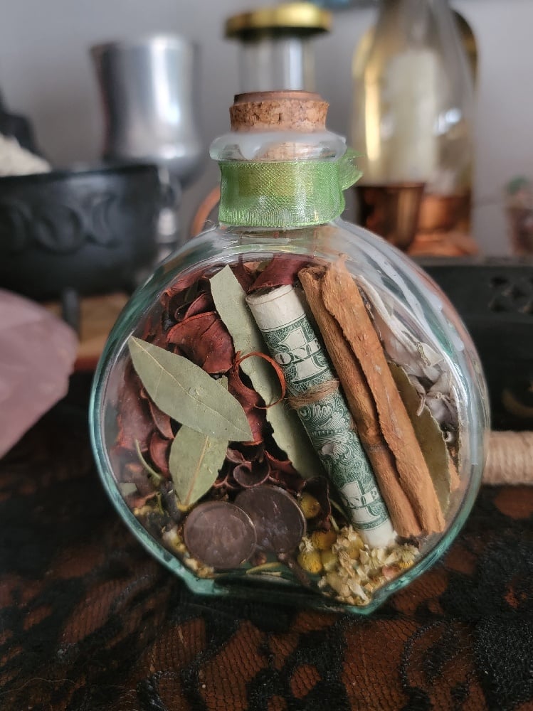 Abundance and Prosperity Spell Witch Bottle | Wild Witch Crystals