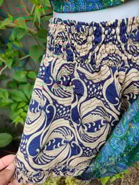 Image 2 of Frida frilly shorts - Navy