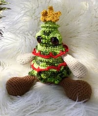 Image 2 of Fern the Christmas Tree Pattern