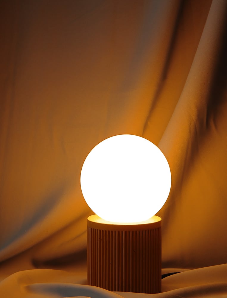 Image of Corinthian lamp